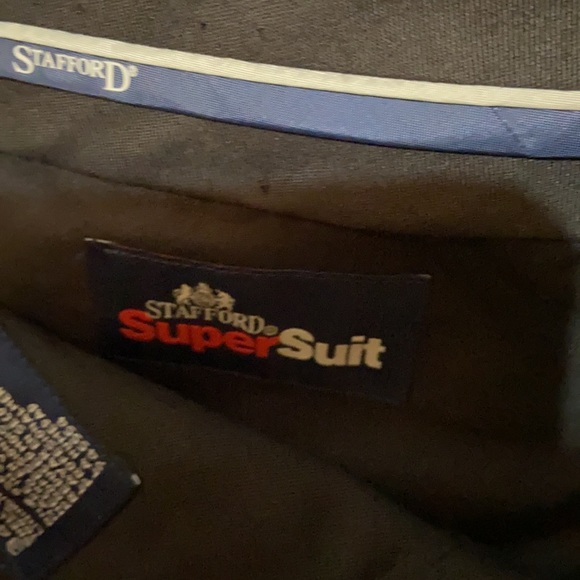 2 piece men’s suit - Picture 4 of 7